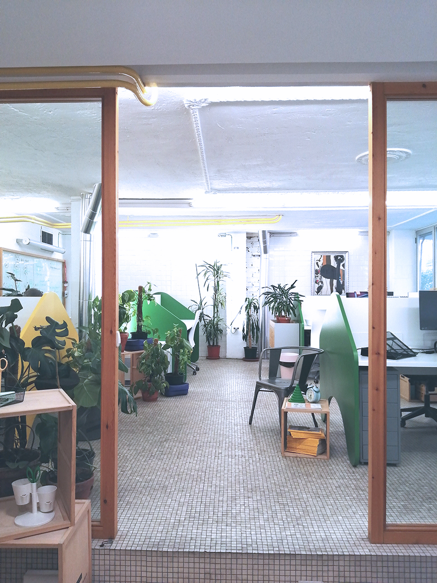 Imagen de una de la plantas del espacio de coworking Freeland en Madrid
